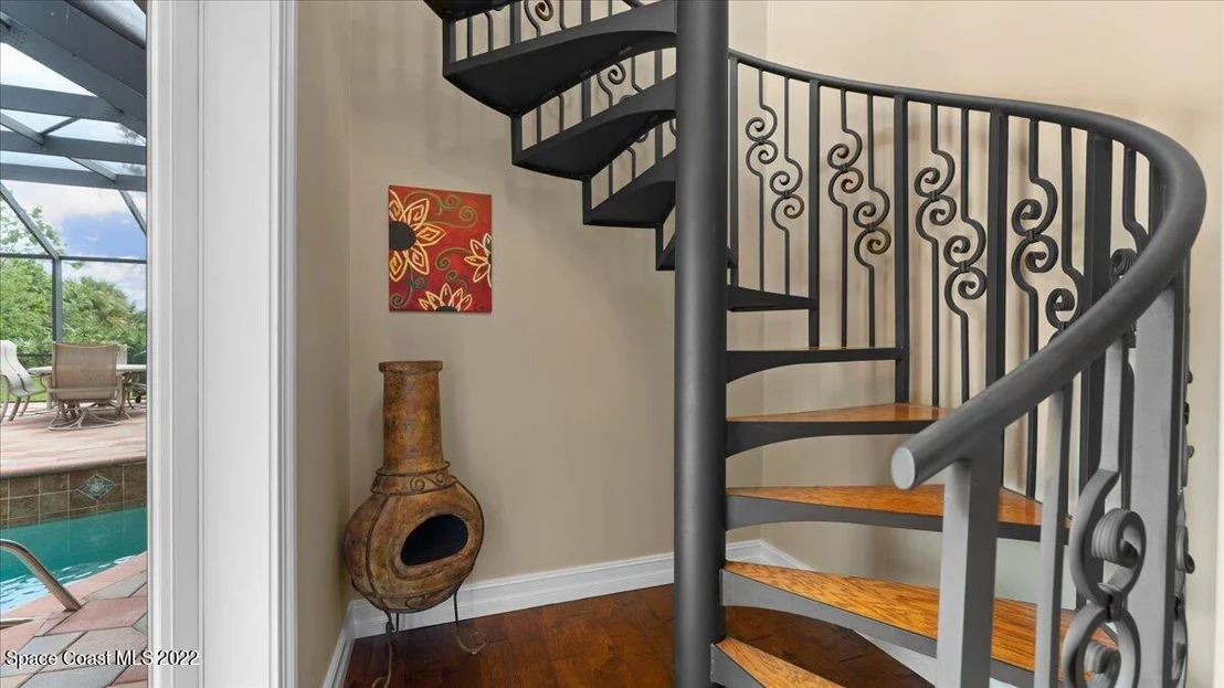Photo of 873 Oak Park Drive