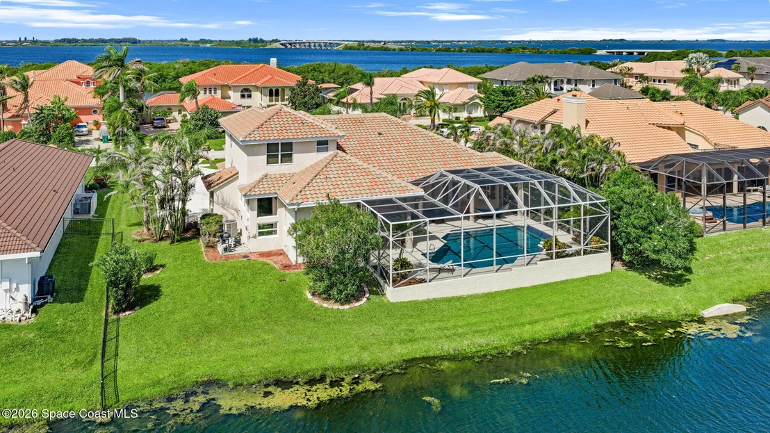 Photo of 347 Lanternback Island Drive