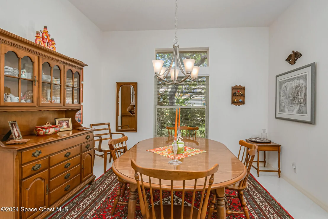 Photo of 410 Oriole Lane