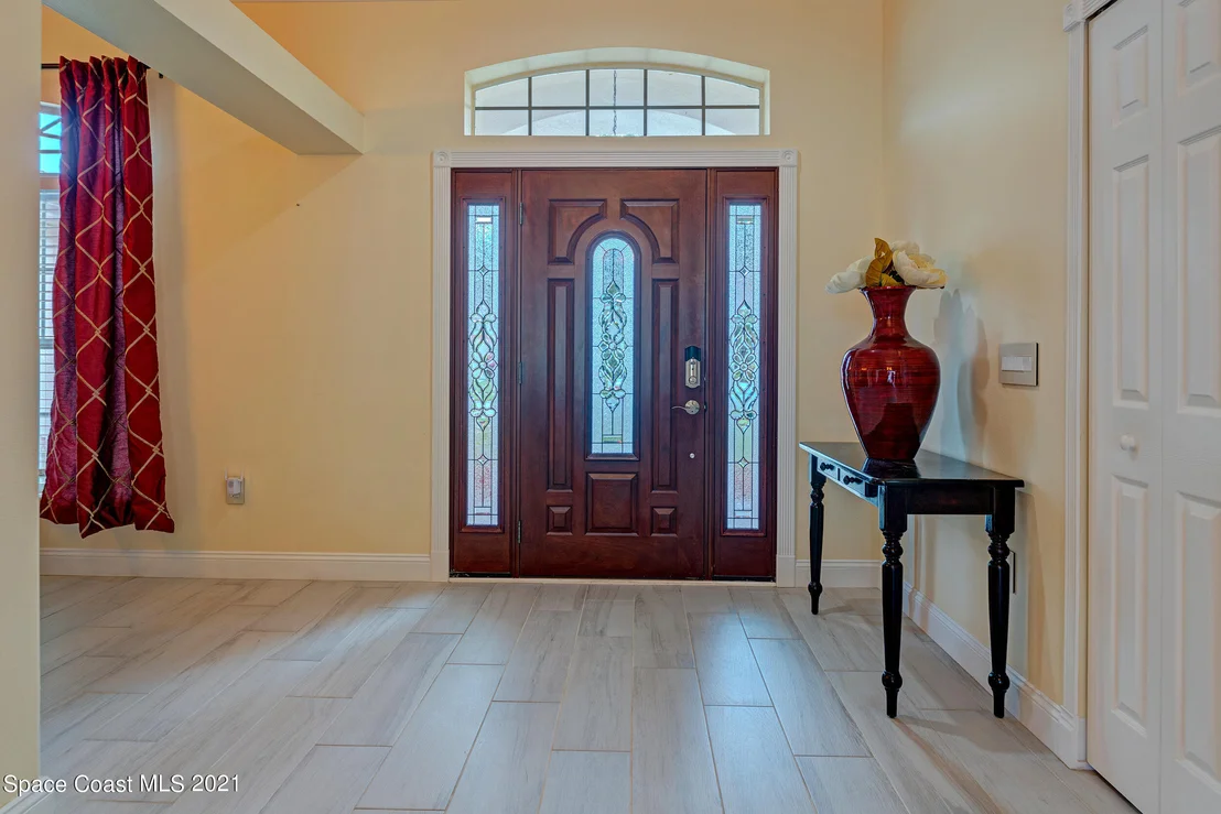 Photo of 876 Shoshone Lane