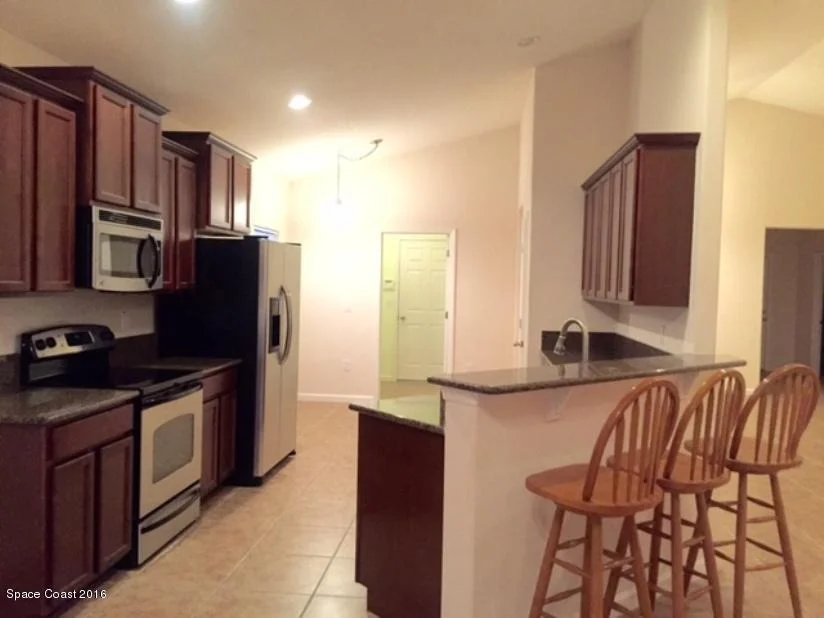 Photo of 1439 Corbett Lane