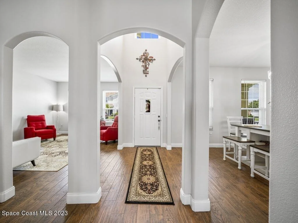 Photo of 3233 Hawthorne Avenue