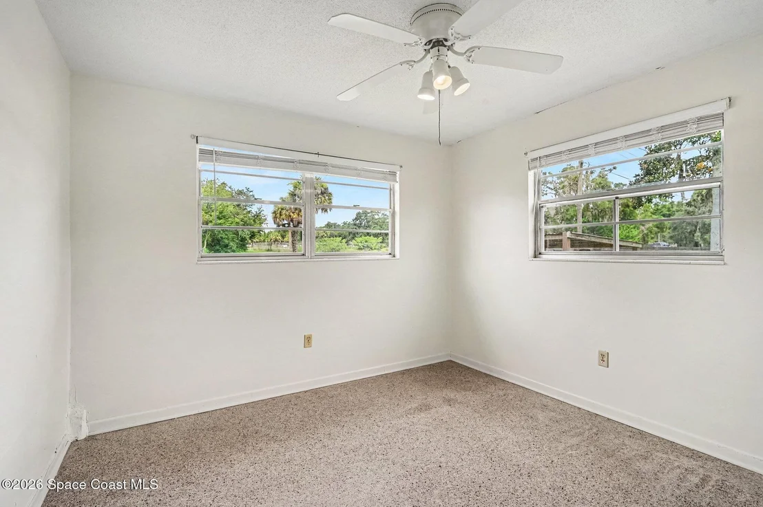 Photo of 5963 Lord Street