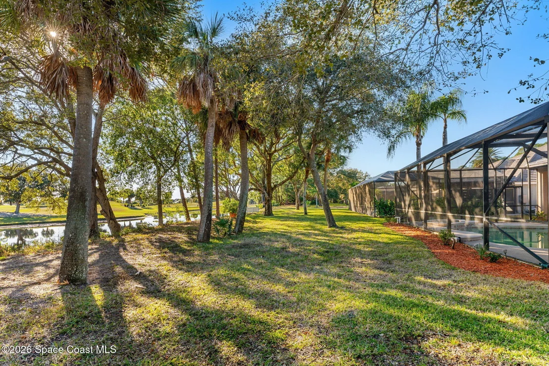 Photo of 1811 Admiralty Boulevard