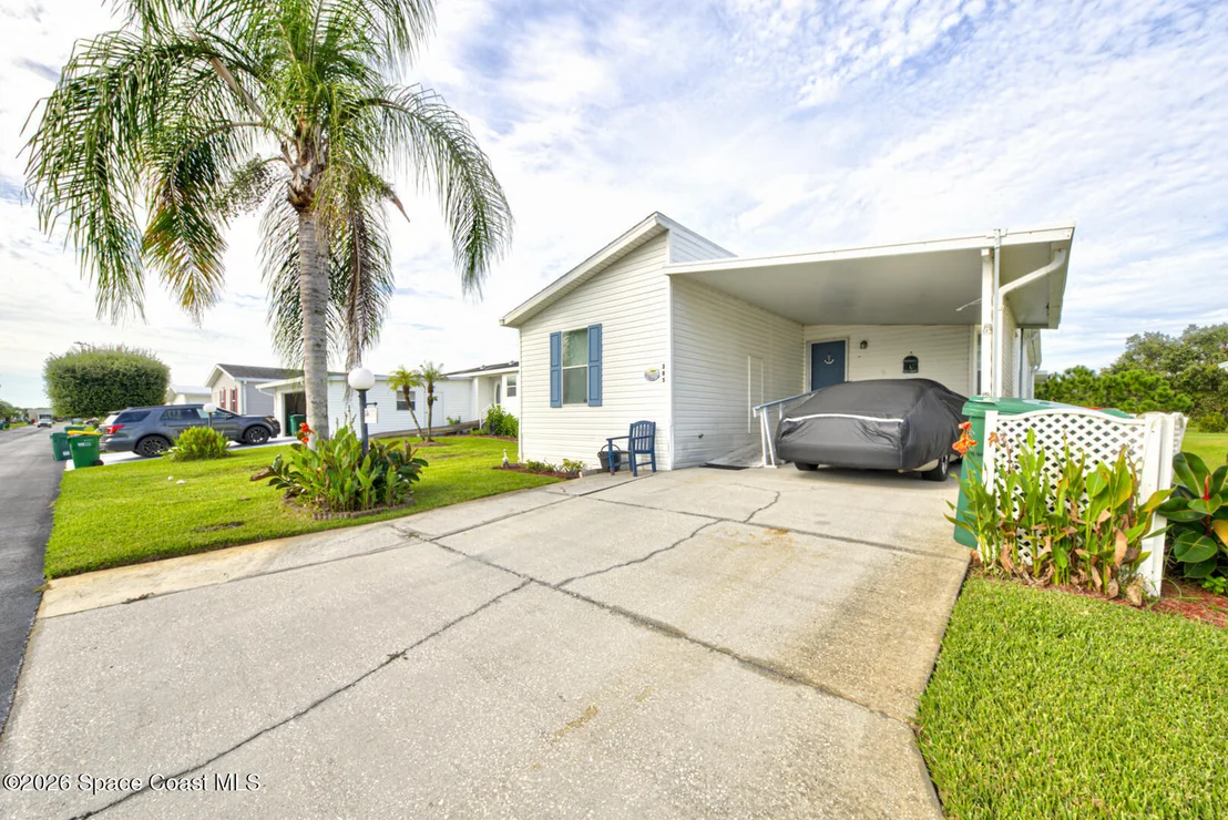Photo of 385 Outer Drive