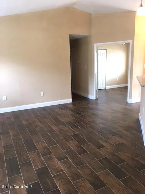 Photo of 6460 Manila Drive