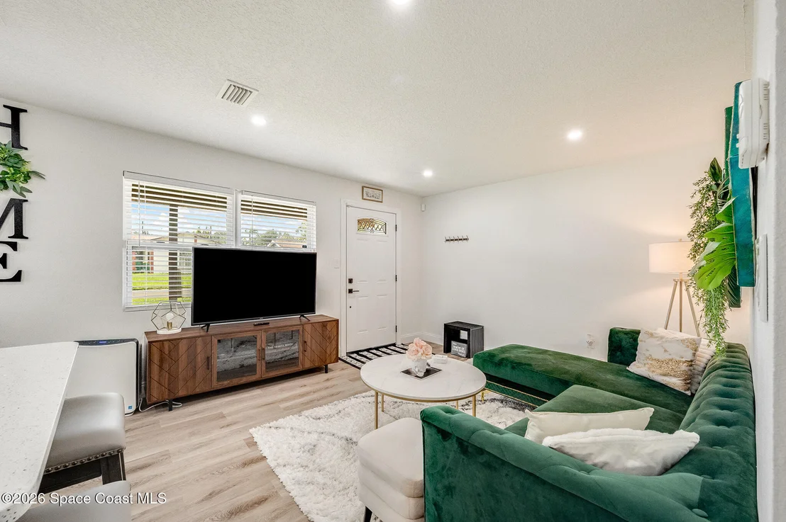 Photo of 5141 Walker Avenue