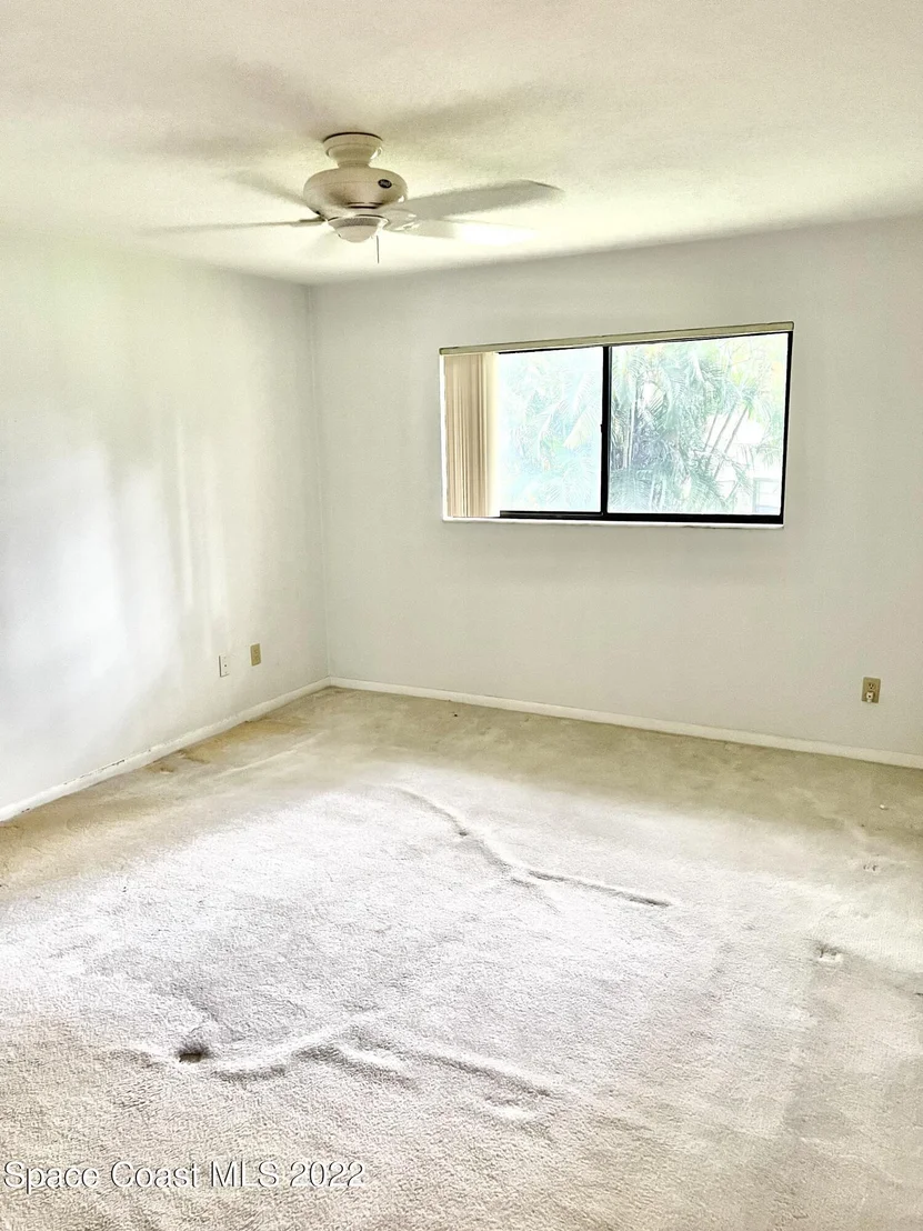 Photo of Unit 921 at 2345 Golf Lake Circle
