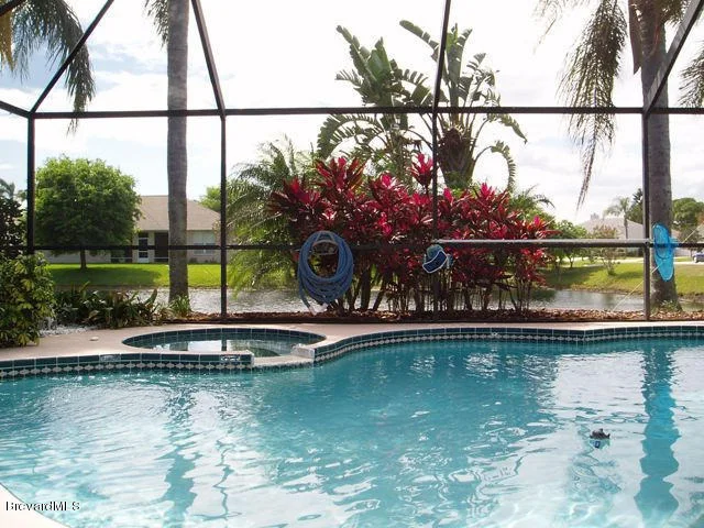 Photo of 949 Tamarind Circle