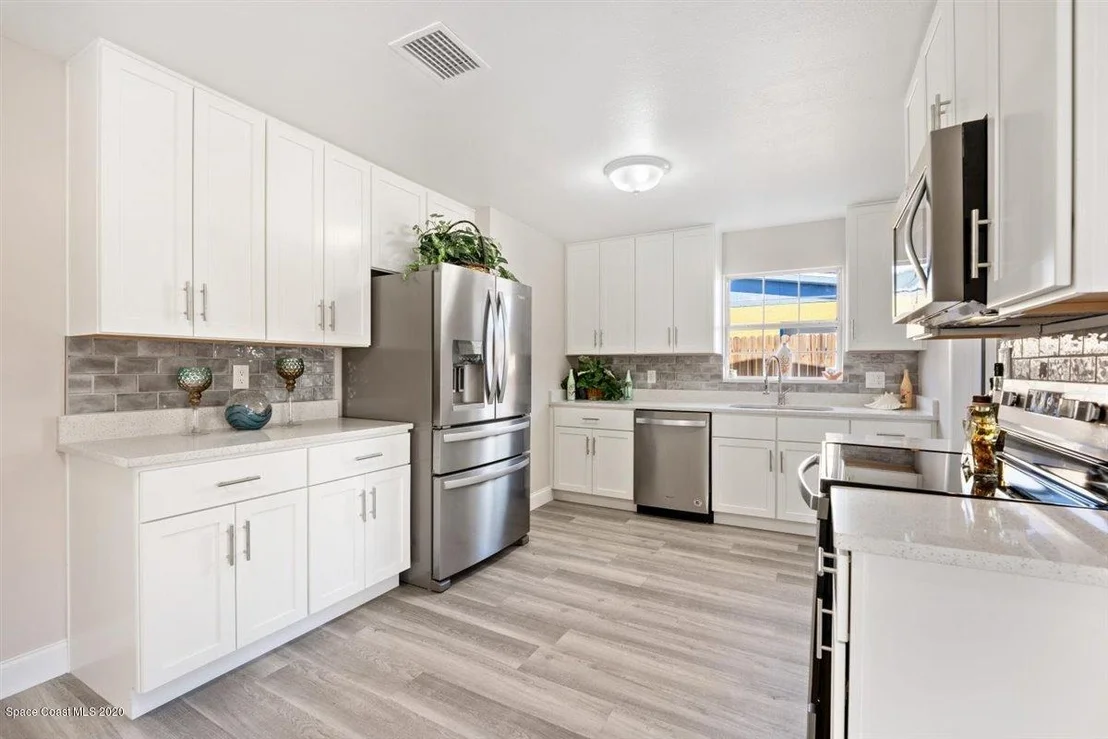 Photo of 2456 Sadler Lane