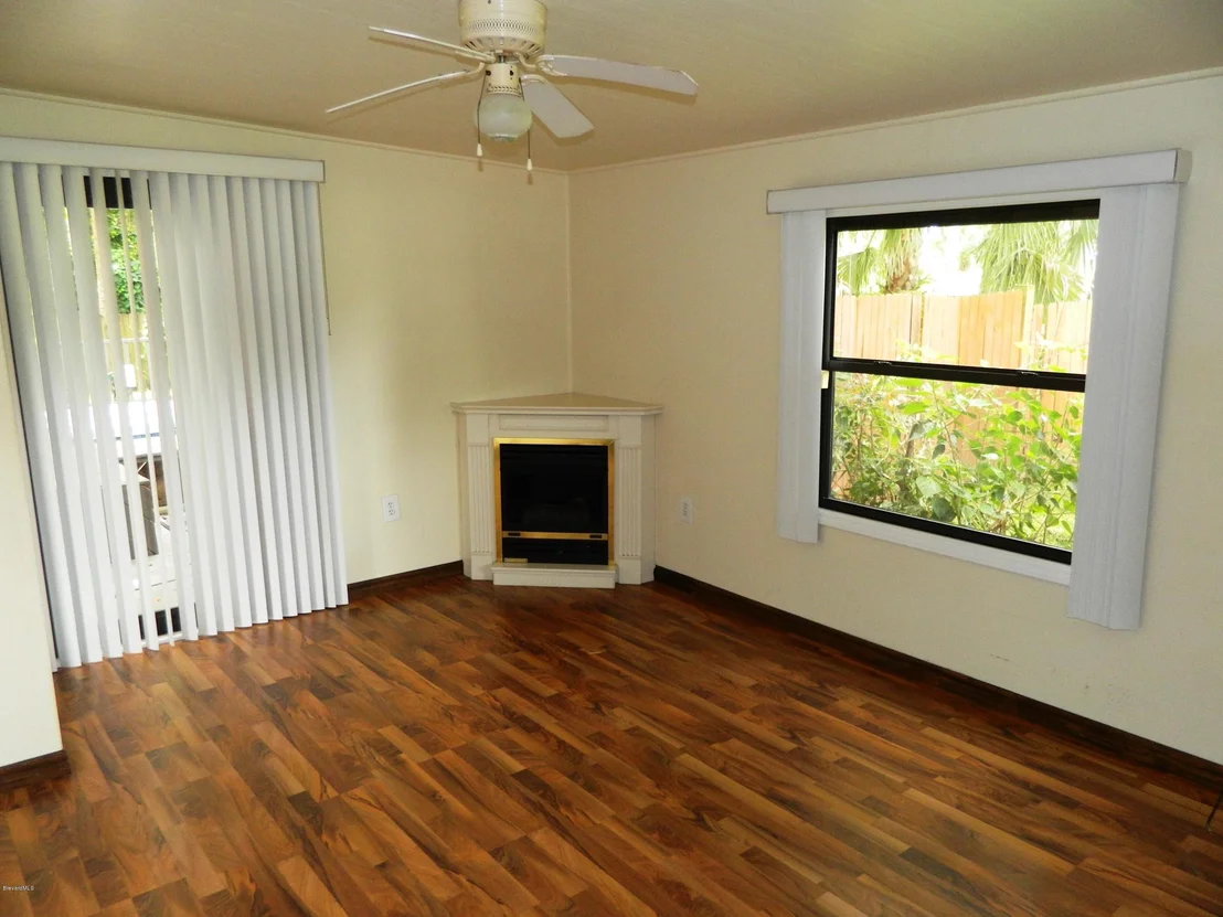 Photo of 1451 SE Ruffin Circle