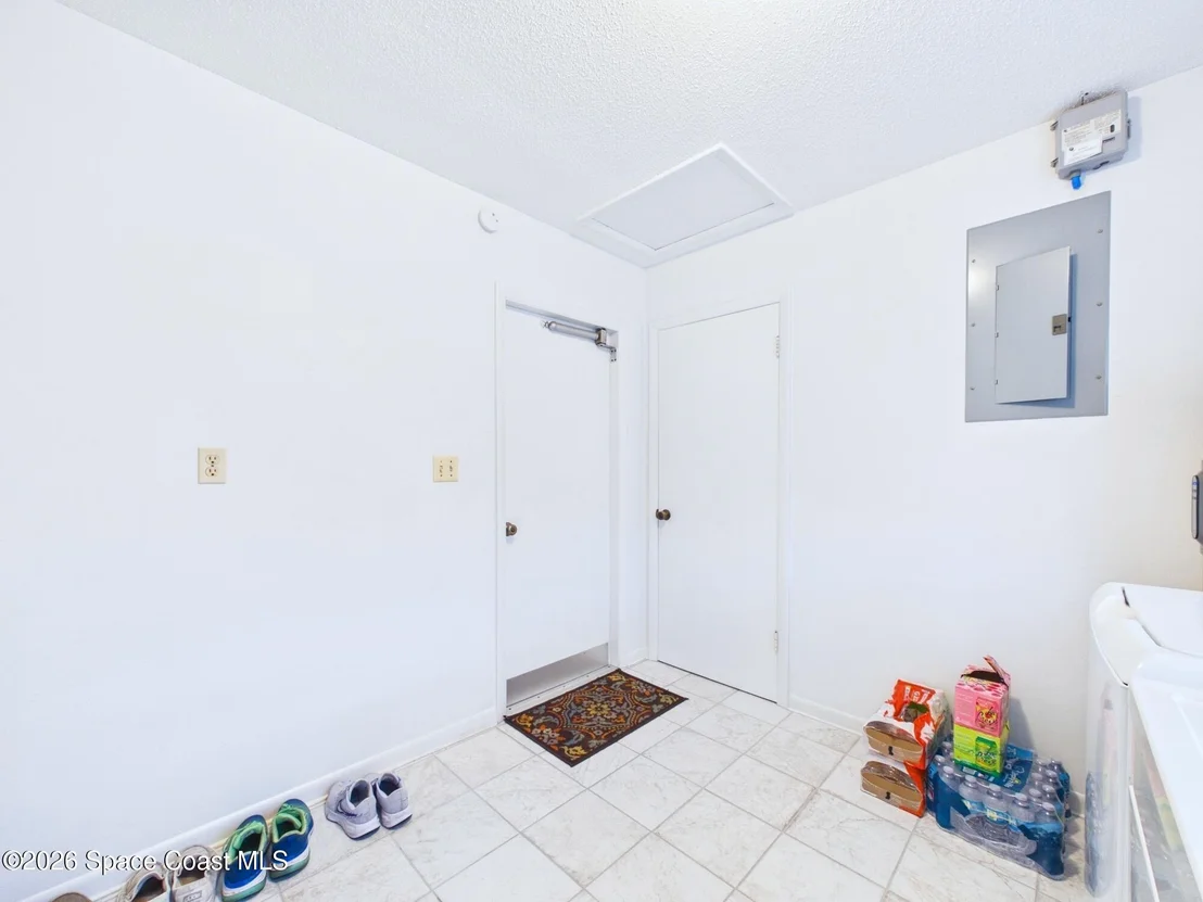 Photo of 2939 Chipper Drive NE
