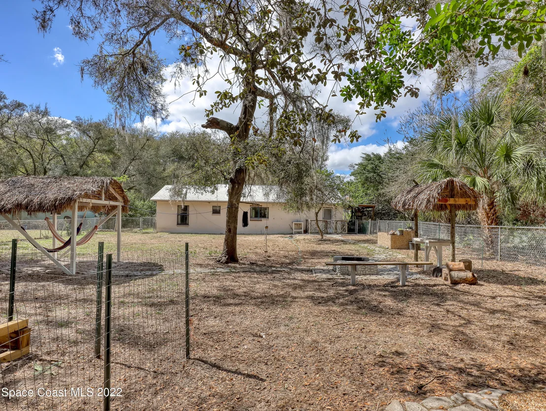 Photo of 2495 Mitchell Avenue