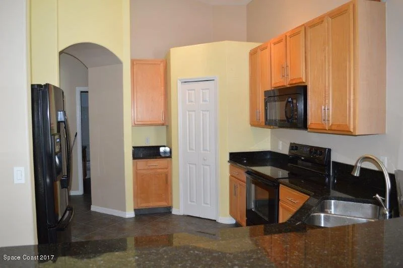 Photo of 594 Sedgewood Circle