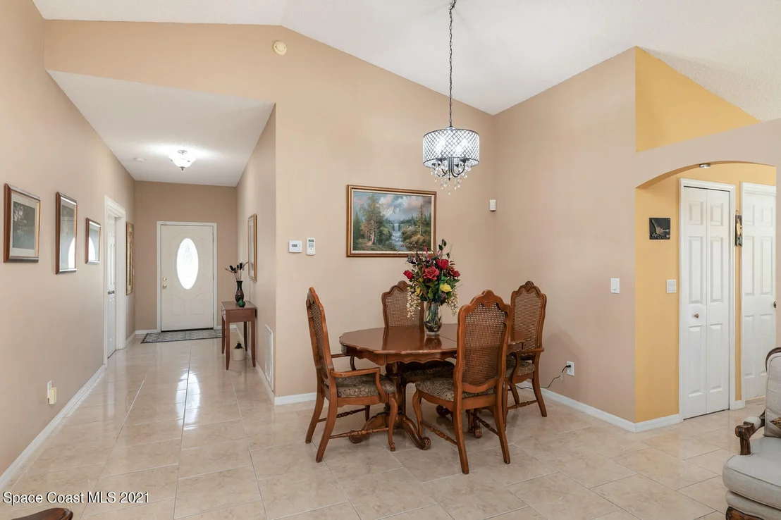 Photo of 8595 Eola Court