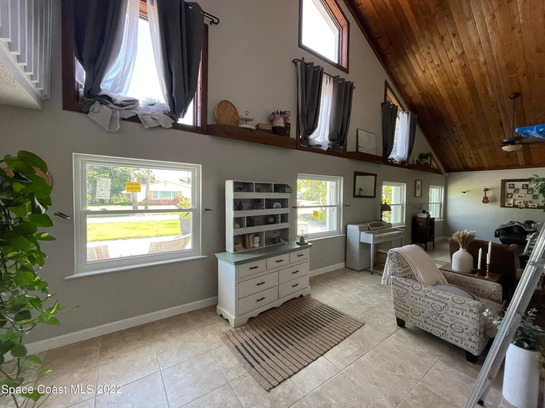 Photo of 142 11th (Eleventh) Avenue