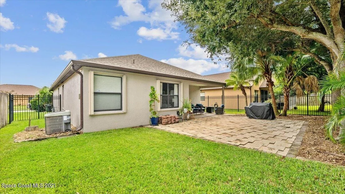 Photo of 1166 Bolle Circle