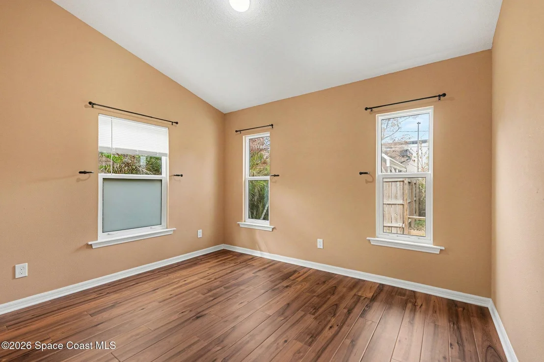 Photo of 683 Old Oak Street