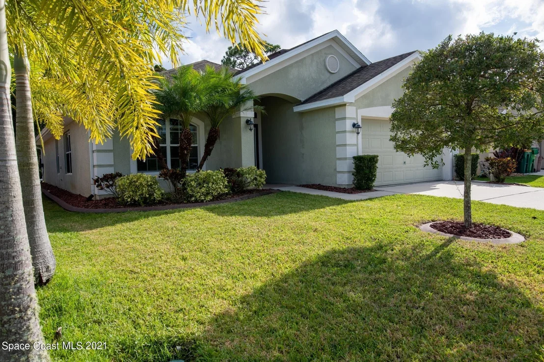 Photo of 3590 Aria Drive