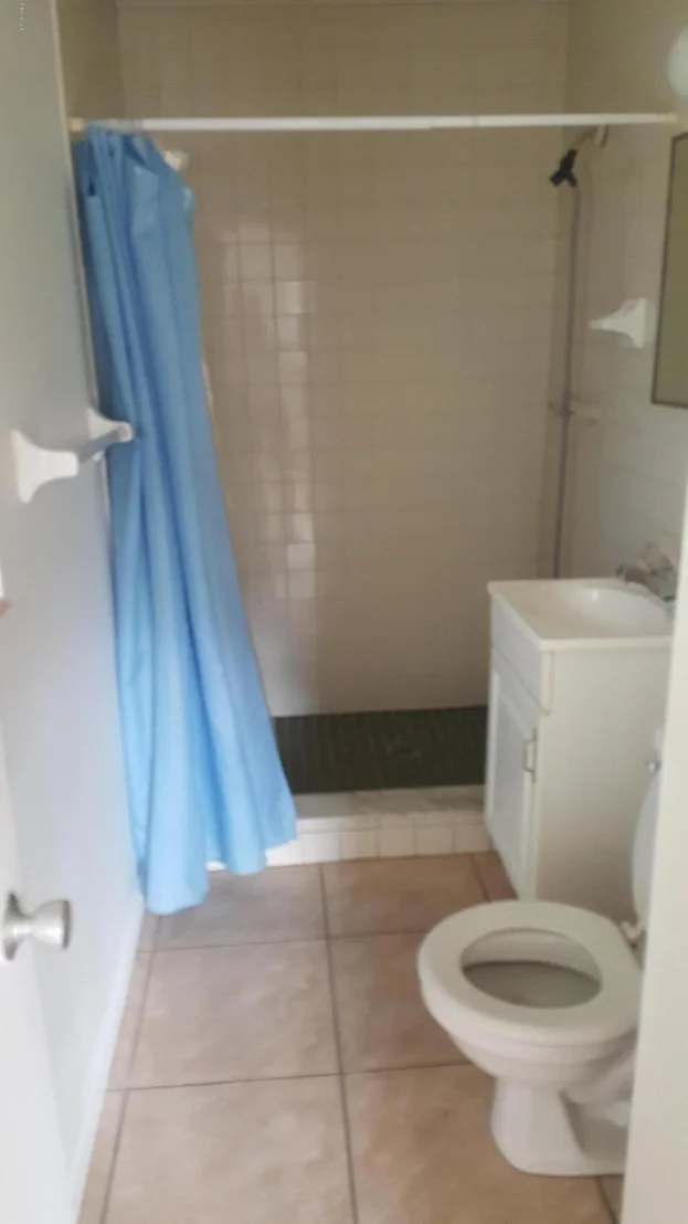 Photo of 1006 Hibiscus Street