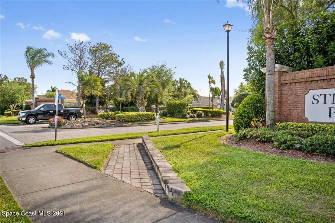 Photo of 1090 Olde Bailey Lane