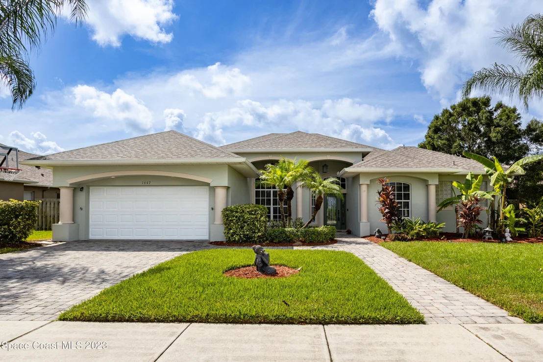 Photo of 1647 Auburn Lakes Drive