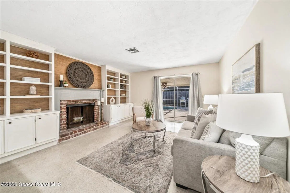 Photo of 210 12th Terrace