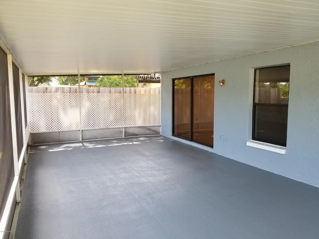 Photo of 1844 Clover Circle