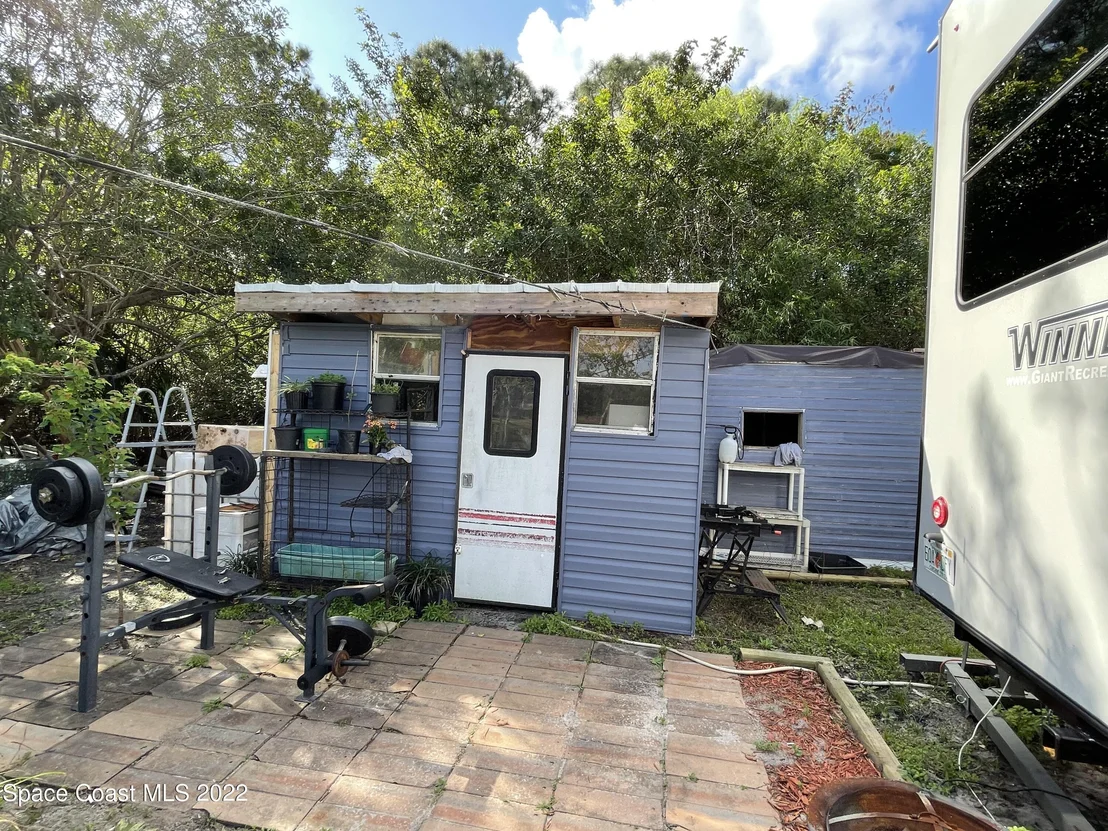 Photo of 2550 Grant Road