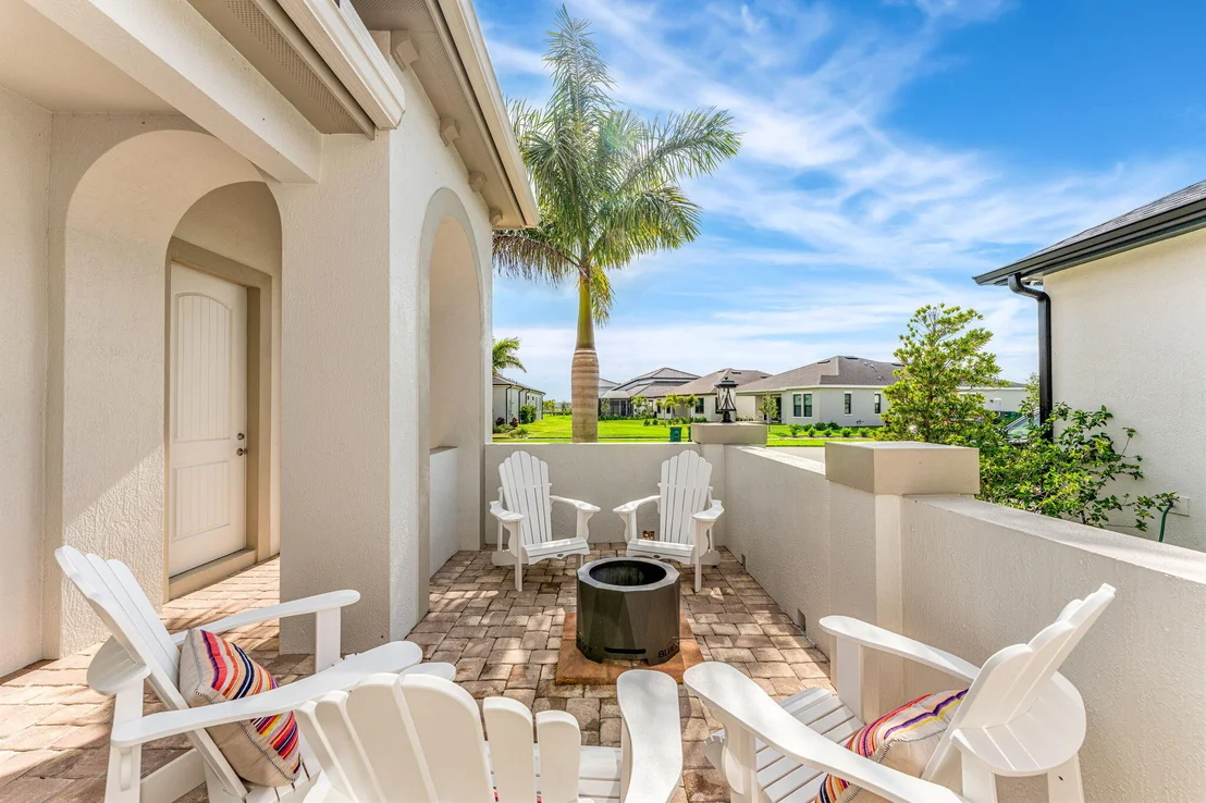 Photo of 8185 Lyside Drive