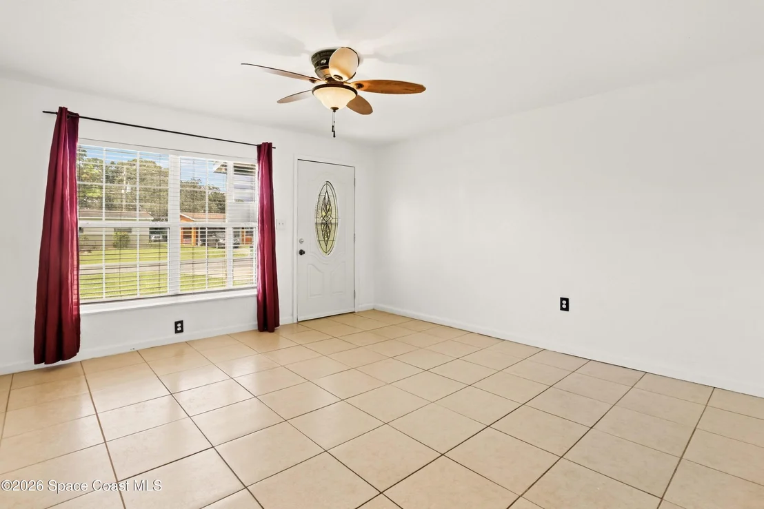 Photo of 512 Lincoln Road