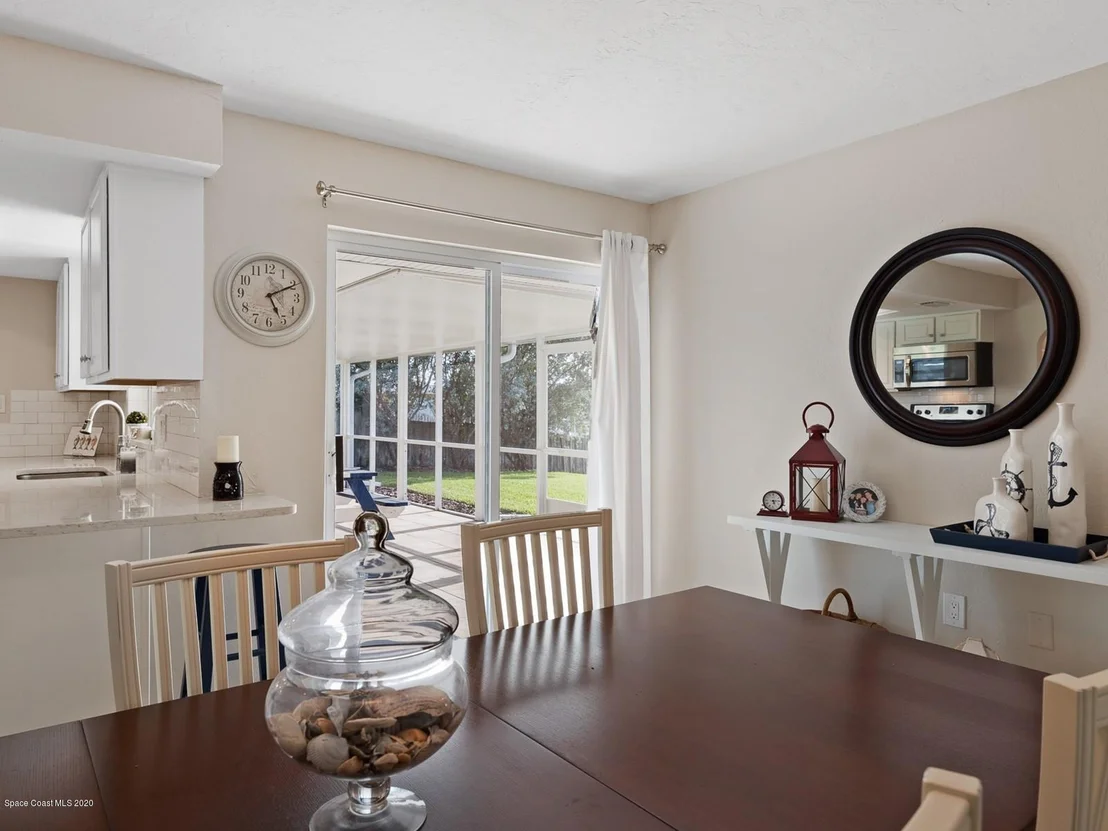 Photo of 410 Sparrow Drive