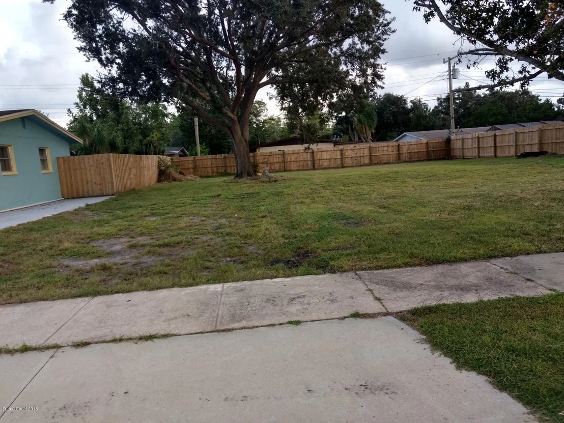 Photo of 2485 Bonny Drive