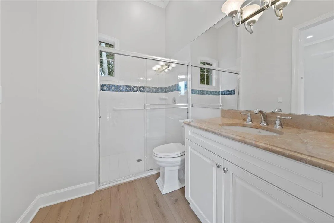 Photo of 405 Newport Drive