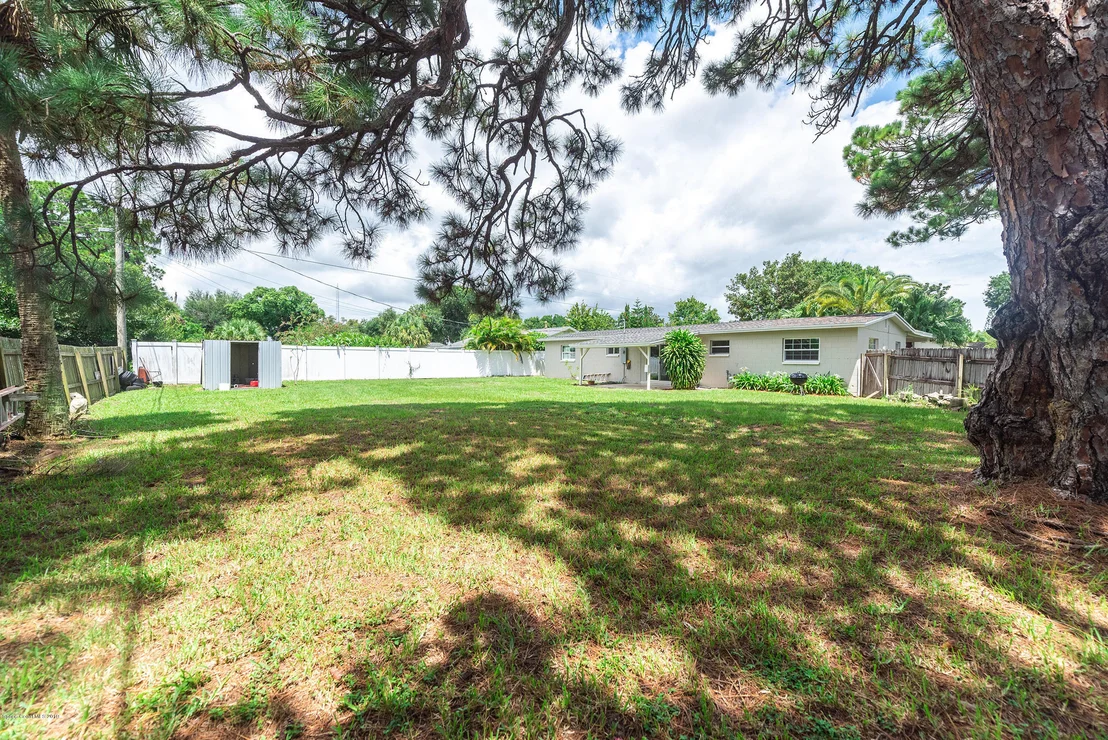 Photo of 971 Golf Street