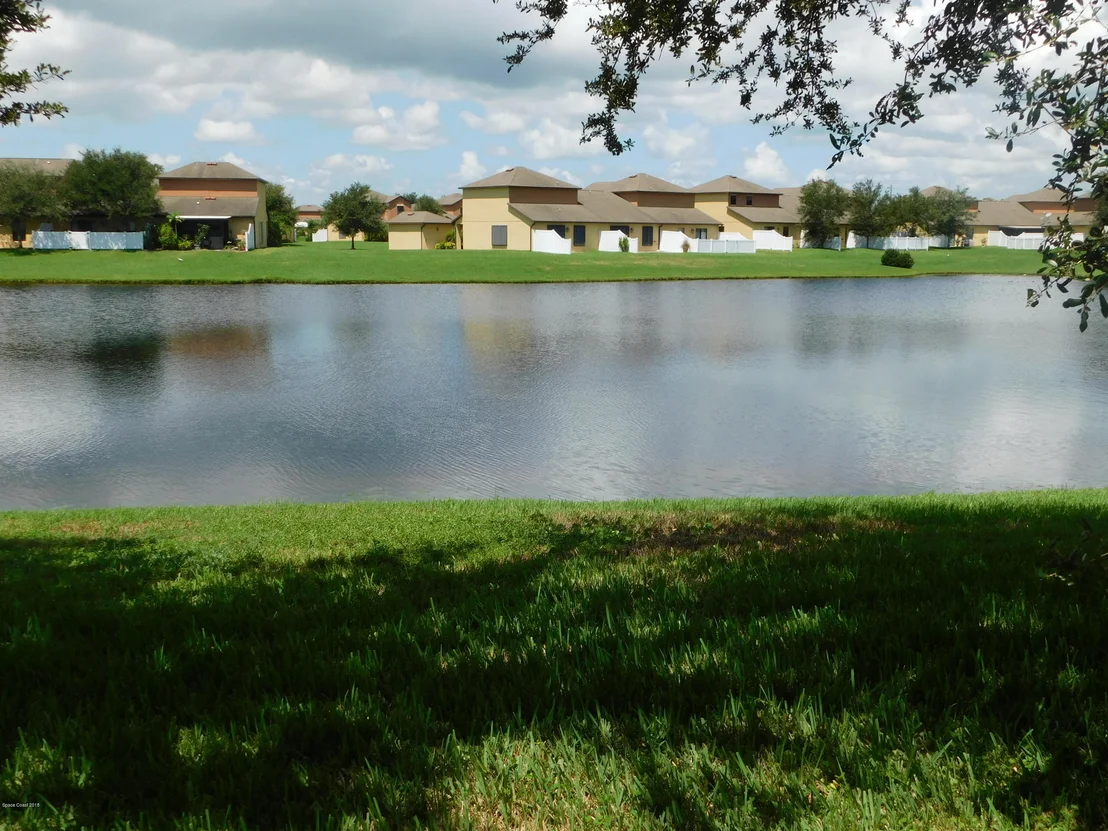Photo of Unit 101 at 855 Luminary Circle