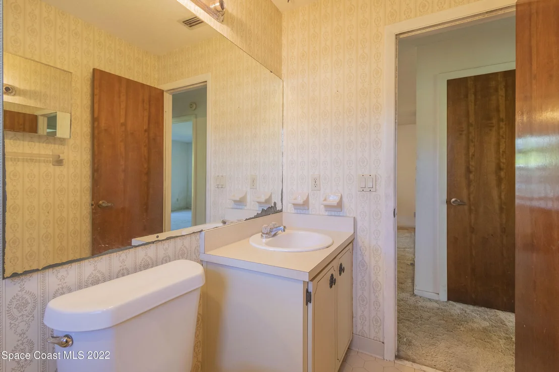 Photo of 936 Clayton Drive
