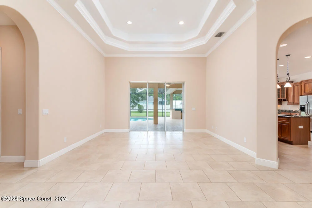 Photo of 2131 Windbrook Drive SE