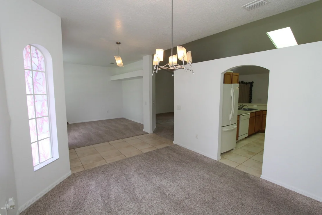 Photo of 6175 Grissom Parkway
