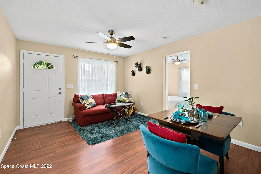 Photo of 1707 Avocado Avenue
