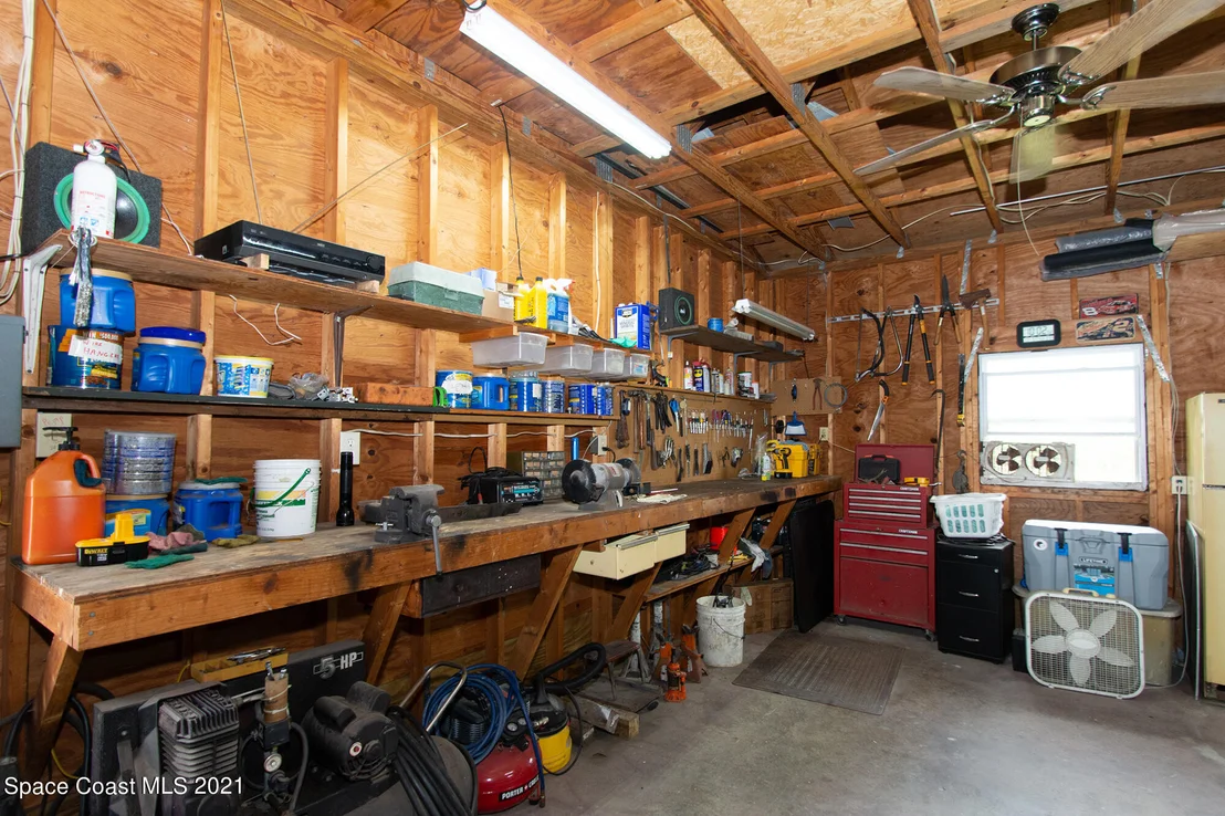 Photo of 1190 Grant Road