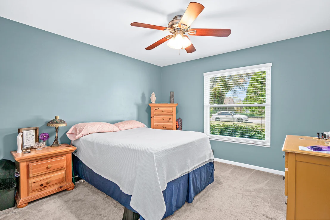 Photo of 818 Pine Shadows Avenue