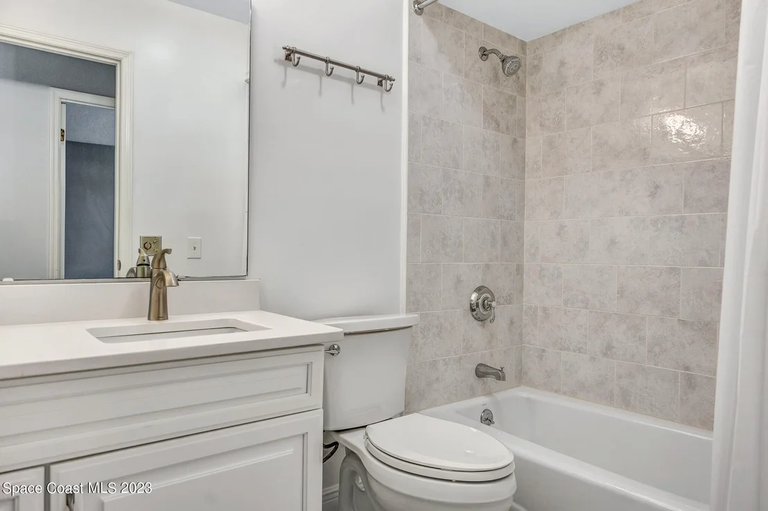 Photo of 224 Chalet Avenue