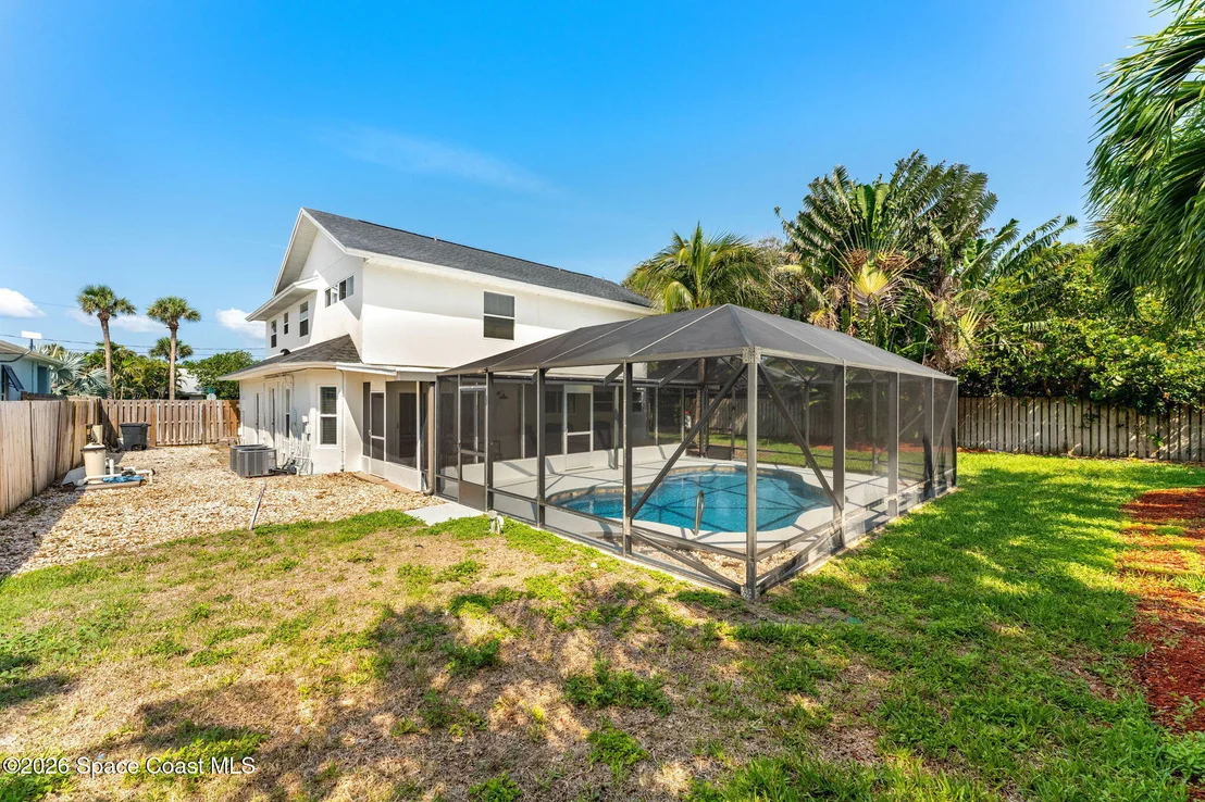Photo of 6765 Angeles Road