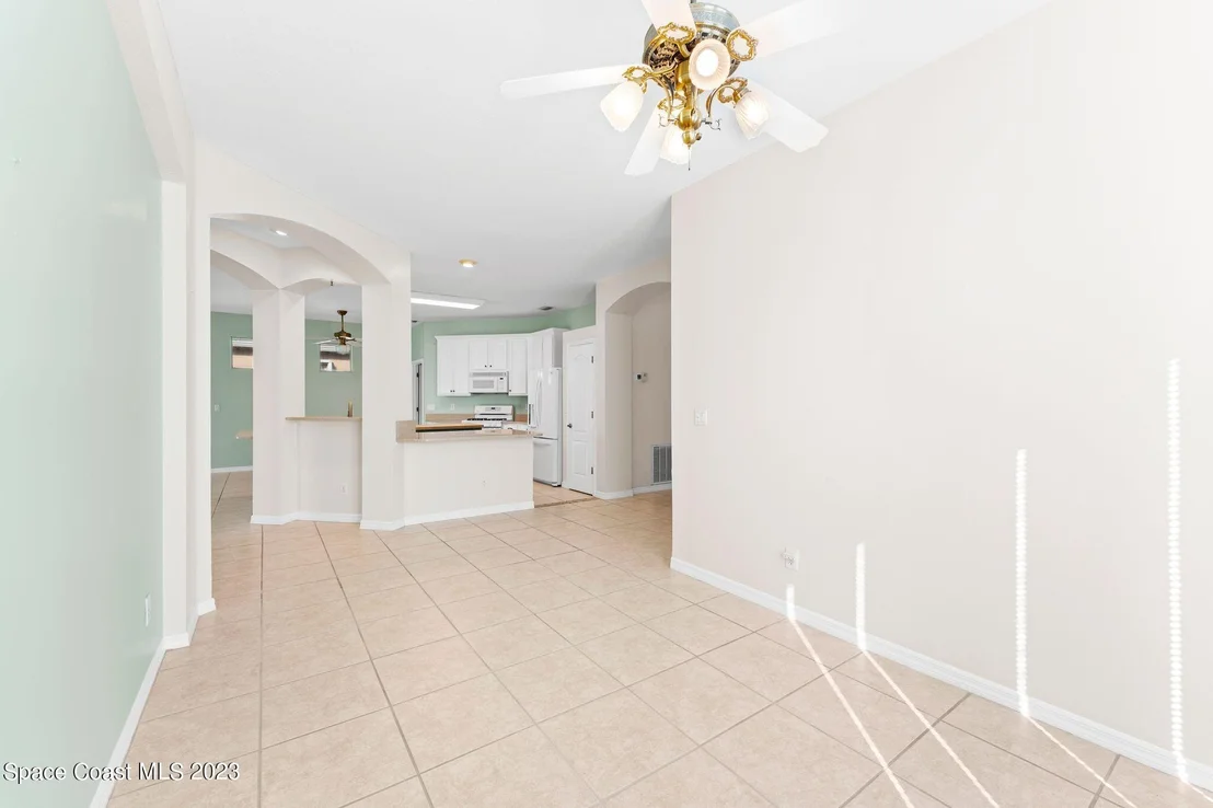 Photo of 241 Oyster Lane