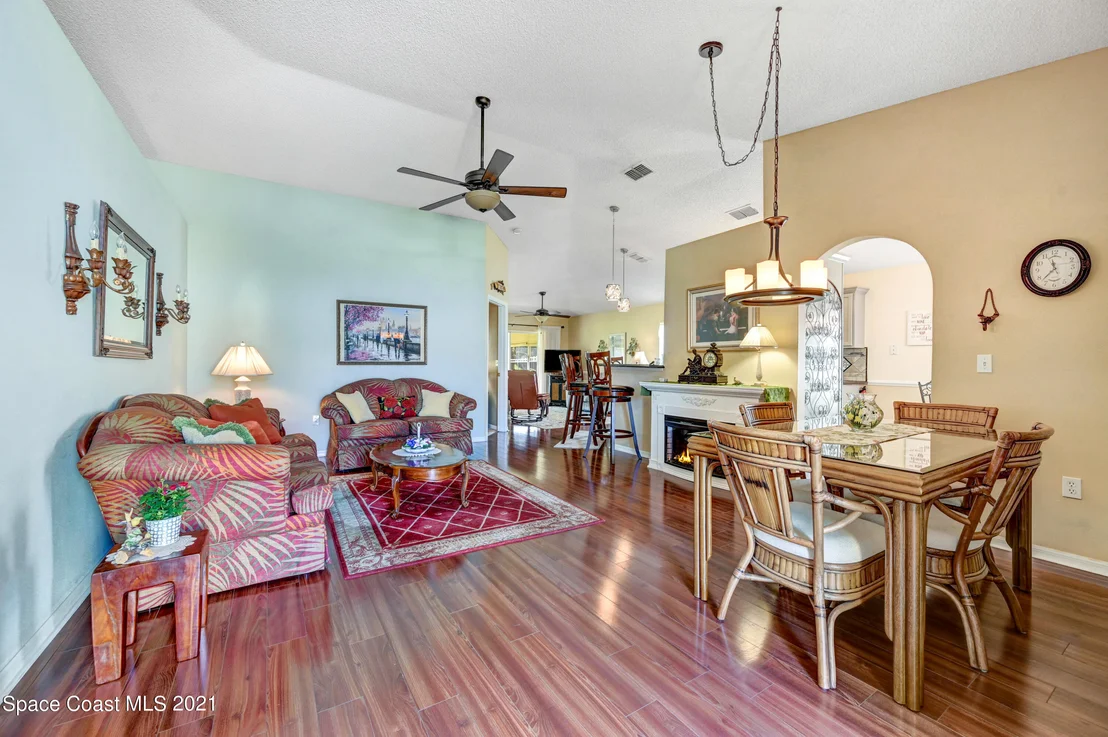 Photo of 2231 Spring Creek Circle NE