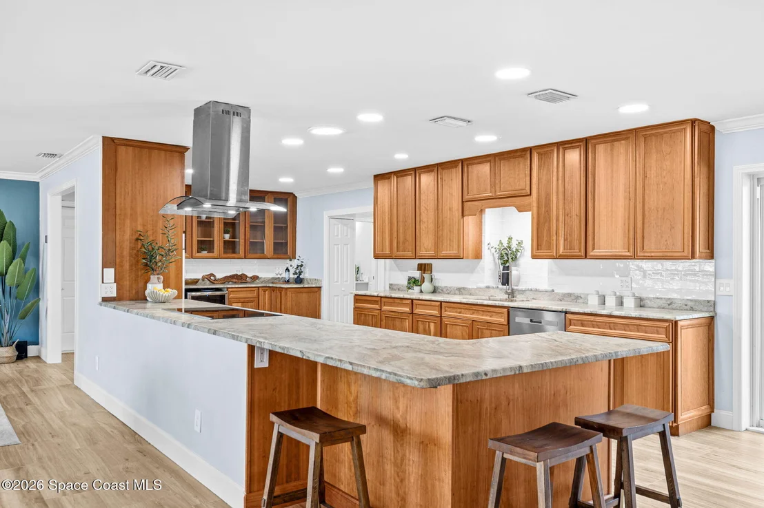 Photo of 136 14th Avenue