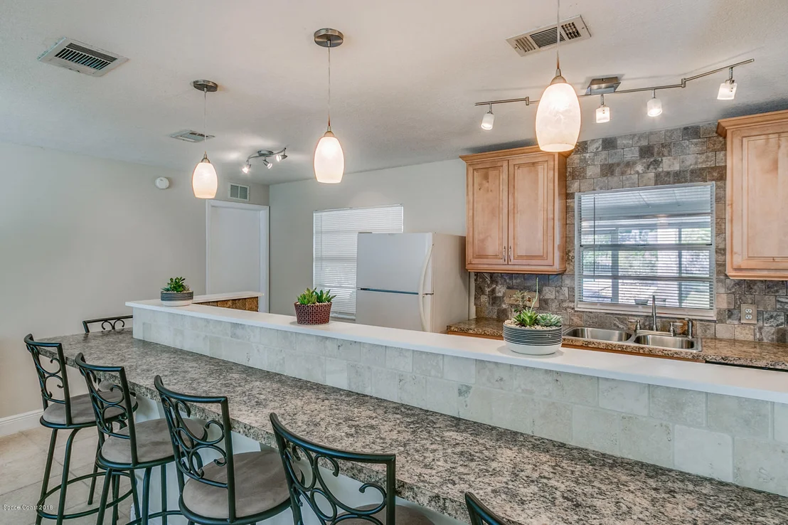 Photo of 171 E Haven Drive