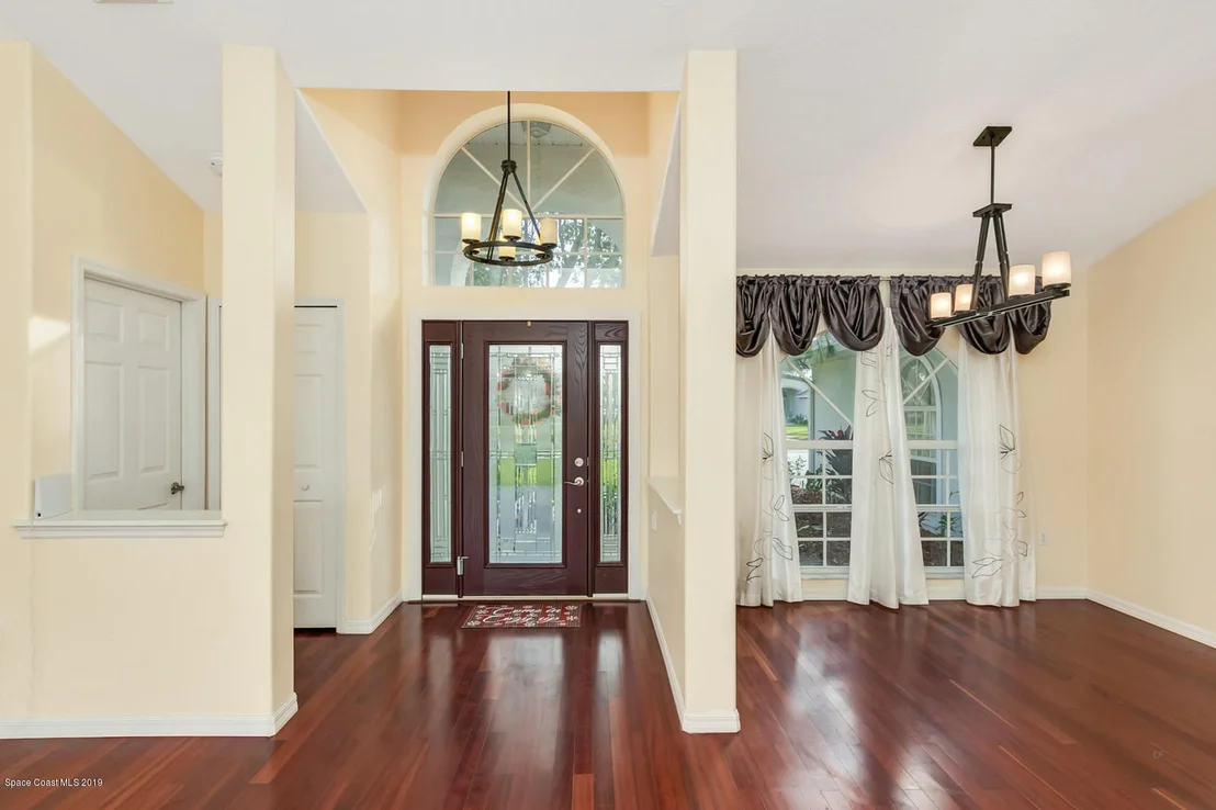 Photo of 3068 Pineda Crossing Drive S