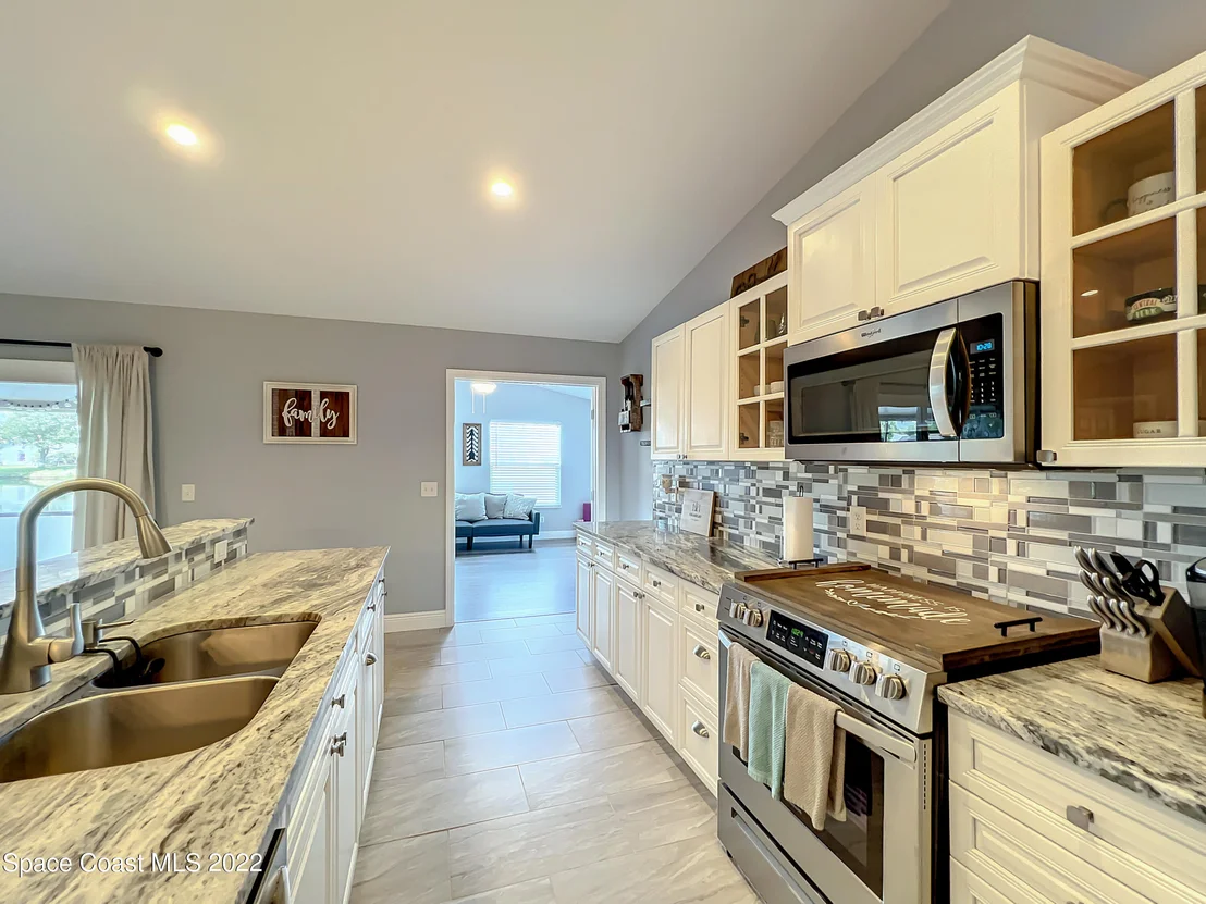 Photo of 1240 Ambra Drive